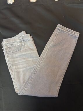 J. Crew Women's 9” Vintage Slim Straight Leg Jeans in Light Gray